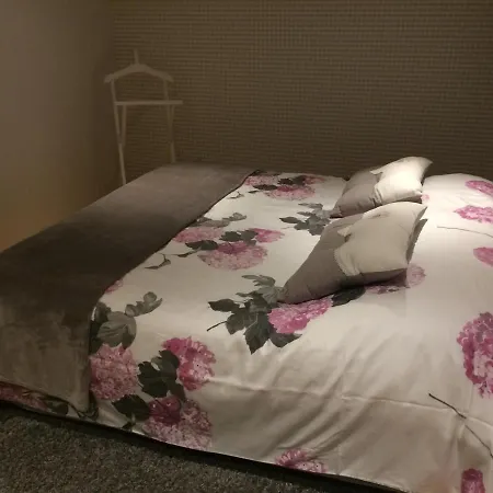 Le Clos D'iris Bed & Breakfast *