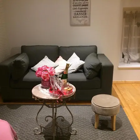 Le Clos D'iris Bed & Breakfast